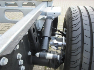 Luftfederung AL-KO Chassis Einzelachse (VW T5/T6), Typ MC35T616, Baujahr 04.03.. (Achse verläuft unter Chassis)