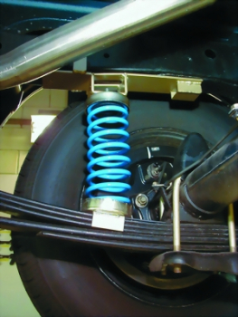 Zusatz-Federn Toyota Hilux IV, Typ GUN/KUN ab Baujahr 05.15.. (Rückläufer mit Gebrauchsspuren)