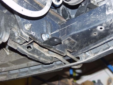 Unterfahrschutz Ford Transit, Typ T/E, Motor 2.0/2.5D/2.9 ab Baujahr 10.1985 - 1999