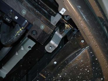 Unterfahrschutz Infiniti Q70, Motor 3.5 ab Baujahr 03.2013 -