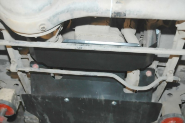 Unterfahrschutz Nissan Patrol GRII, Typ Y61, Motor 3.0 TD/4.8 ab Baujahr 03.2000 -