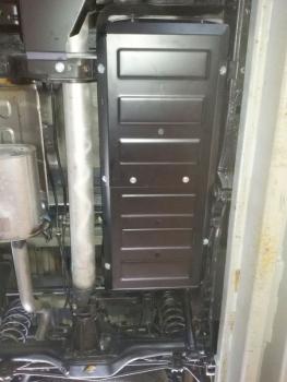 Unterfahrschutz Nissan NP300 Navara Doppelkabine, Typ D23, Motor 2.3 dCi 4x4 ab Baujahr 07.2014 - 2018