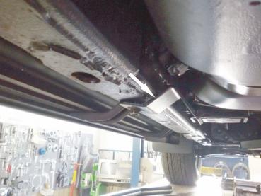 Unterfahrschutz Nissan NP300 Navara Doppelkabine, Typ D23, Motor 2.3 dCi 4x4 ab Baujahr 07.2014 - 2018