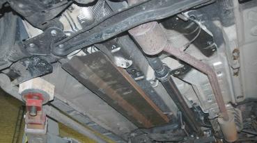 Unterfahrschutz Dacia Duster, Typ SD/SR, Motor 4x4 Modelle ab Baujahr 04.2010 - 2014