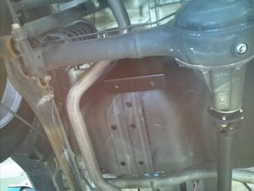 Unterfahrschutz Suzuki Jimny, Typ FJ, Motor 1.3 ab Baujahr 2003 -