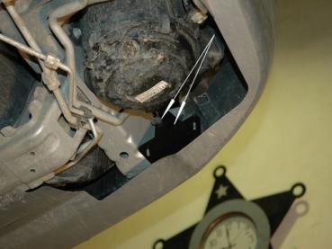 Unterfahrschutz Toyota Hiace, Typ H1, Motor 2.7 ab Baujahr 08.2004 - 04.2012