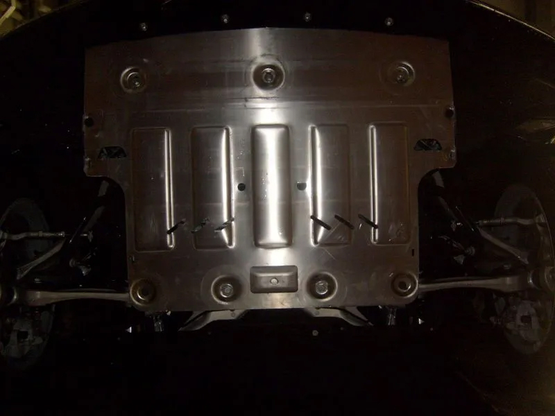 Unterfahrschutz BMW 5er, Typ F07/F10/F11/F18, Motor 2.8 AT 2WD ab Baujahr 09.2008 -