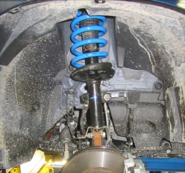 Höherlegung Dacia Duster II 4x2, Typ SR, Baujahr 10.17..