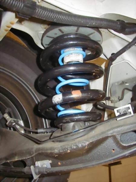 Zusatz-Federn VW Transporter, Typ T6/T6.1 ab Baujahr 04.15.. (für CNG) + Bilstein Stoßdämpfer B6 Komfort