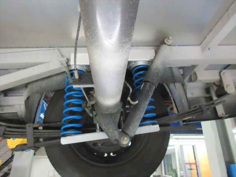 Zusatz-Federn Maxus eDeliver 3, Typ SV3C, Baujahr 07.20..