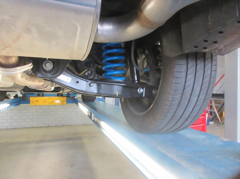 Verstärkte Federn KIA Sportage, Typ NQ5, Baujahr 09.21..