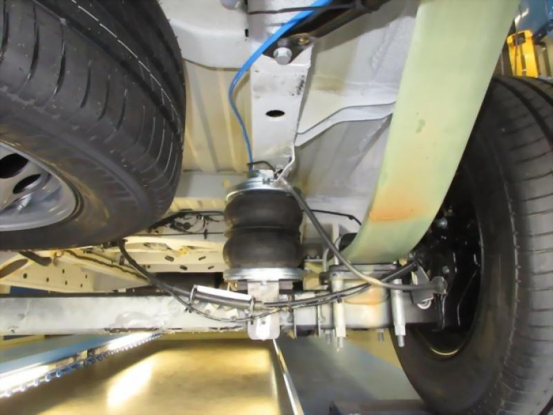 Luftfederung Mercedes Sprinter Frontantrieb bis 5 t, Typ 910, Baujahr 02.18.. (8")