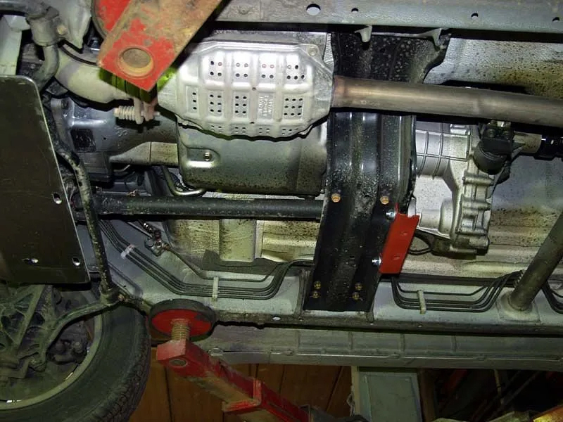 Unterfahrschutz Chevrolet Tracker, Typ FT/GT, Motor 1.6/2.0 ab Baujahr 1999 -