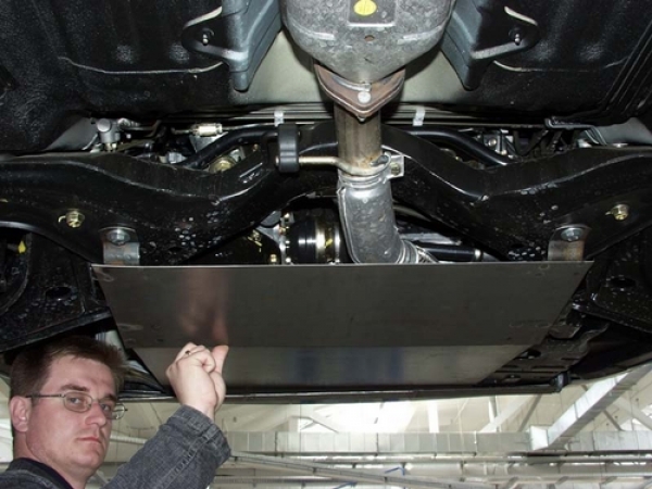 Unterfahrschutz Chevrolet/Daewoo Tacuma, Typ KLAU, Motor 1.6 ab Baujahr 09.2000 -