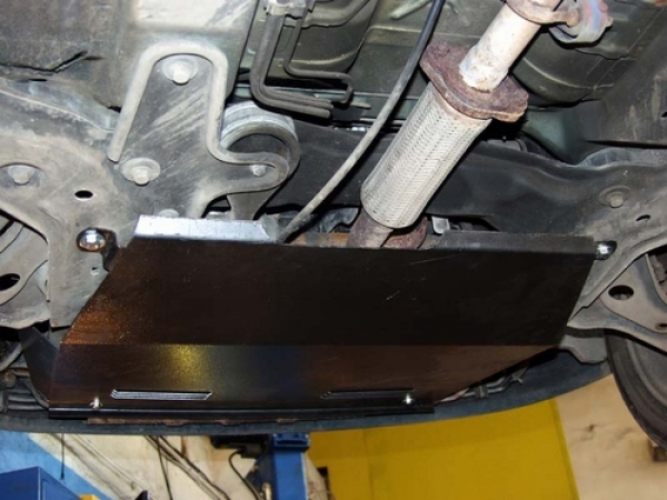 Unterfahrschutz Ford Fiesta IV (Courier), Typ JA/JB/J3/J5, Motor 1.0/1.3/1.4/1.6/1.8D ab Baujahr 08.1995 - 09.2002