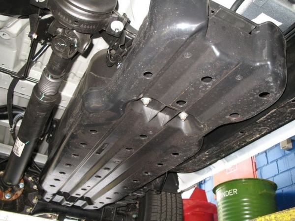 Unterfahrschutz Ford Ranger, Typ 2AB, Motor 2.2 TD/3.2 TD ab Baujahr 04.2011 - 04.2015