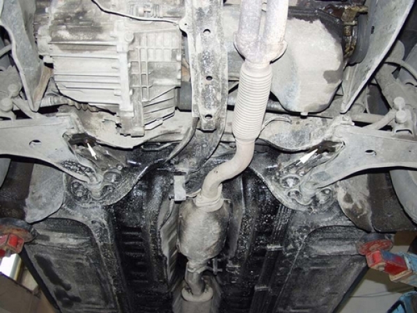 Unterfahrschutz Hyundai Sonata III, Typ Y-3, Motor alle ab Baujahr 05.1993 - 08.1998