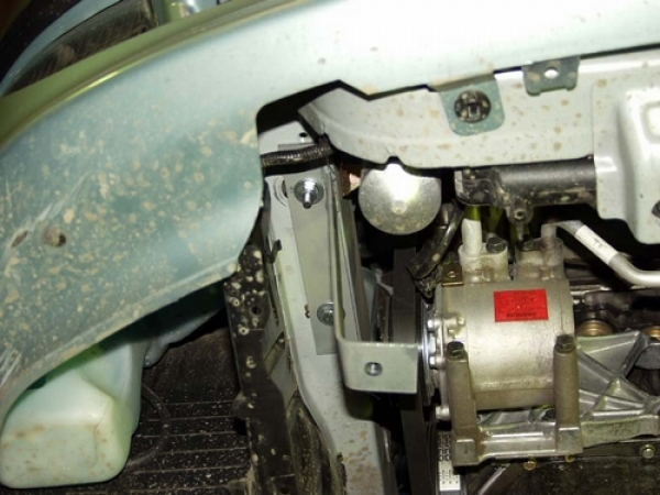 Unterfahrschutz Mitsubishi Space Star, Typ DG, Motor 1.3/1.6 ab Baujahr 06.1998 - 12.2004