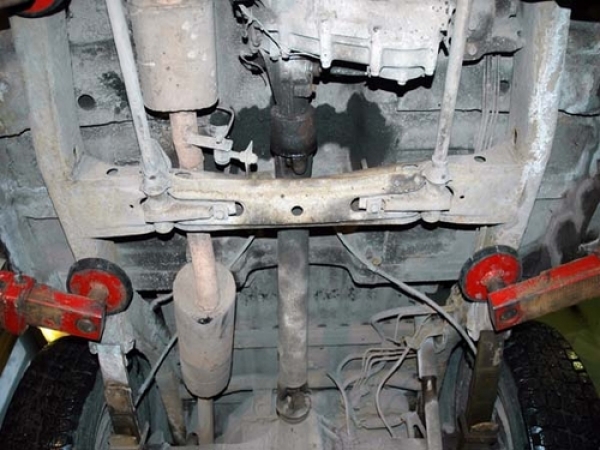 Unterfahrschutz Mitsubishi Pajero I, Typ L04/L14, Motor alle ab Baujahr 04.1982 - 12.1991