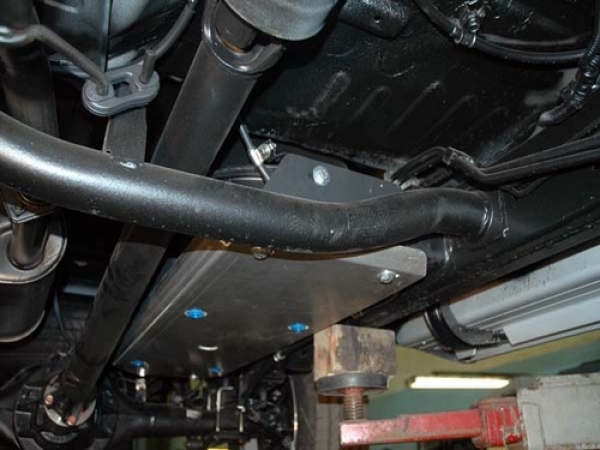 Unterfahrschutz Mitsubishi L200, Typ KA/KB, Motor alle ab Baujahr 11.2005 - 12.2015