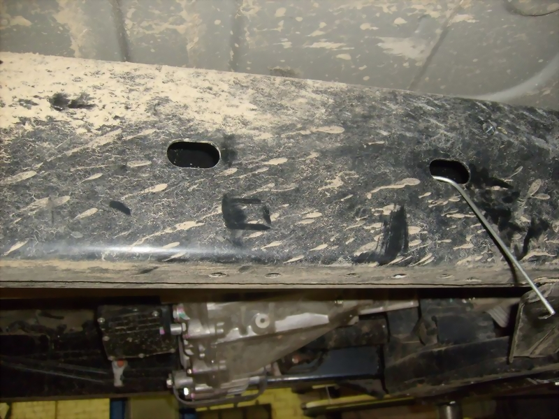 Unterfahrschutz Mitsubishi L200, Typ KJ/KK/KL, Motor alle ab Baujahr 09.2015 -