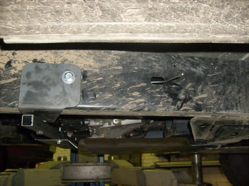 Unterfahrschutz Mitsubishi L200, Typ KJ/KK/KL, Motor alle ab Baujahr 09.2015 -