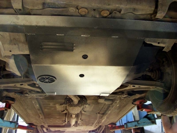 Unterfahrschutz Nissan Primera, Typ P11, Motor 2.0 Automatik ab Baujahr 06.1996 - 07.2002