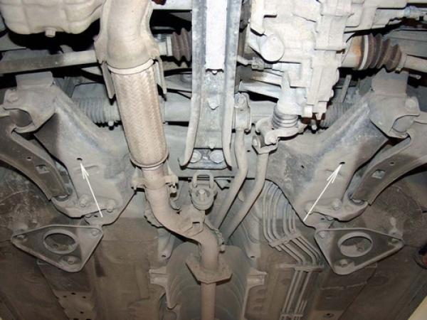 Unterfahrschutz Nissan Bluebird Sylphy, Typ G10, Motor 1.5/1.6/1.8/2.0 ab Baujahr 2000 - 2005