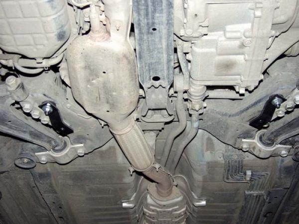 Unterfahrschutz Nissan Maxima QX, Typ A33, Motor alle ab Baujahr 04.1999 - 11.2003