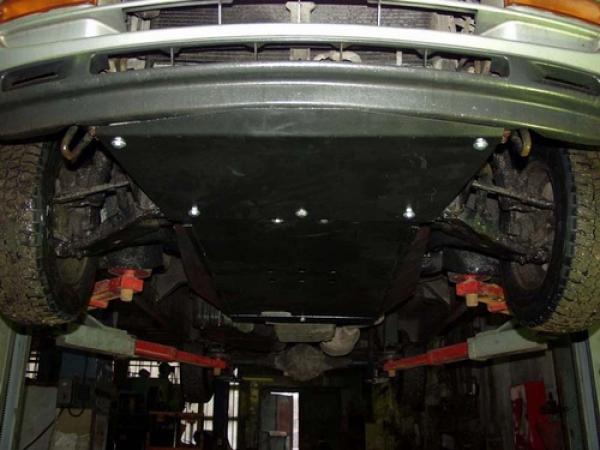 Unterfahrschutz Nissan Serena, Typ C23M, Motor 2.0 16V (4WD) ab Baujahr 11.1992 - 09.2001