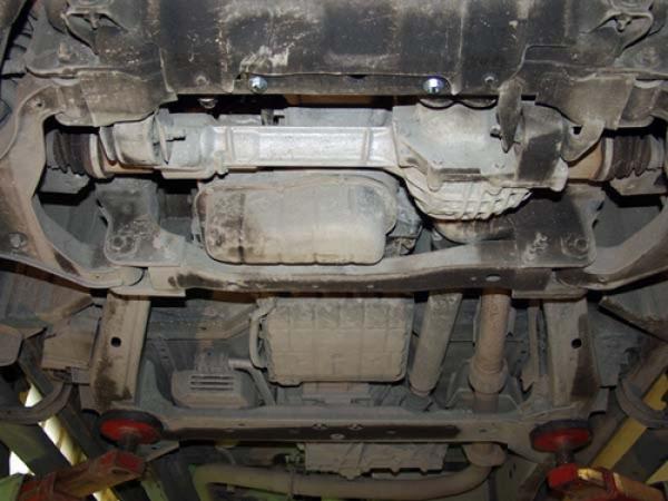 Unterfahrschutz Nissan Navara, Typ D40/D401, Motor alle ab Baujahr 07.2005 -