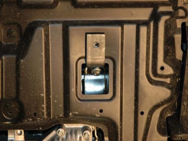 Unterfahrschutz Nissan Teana, Typ J32, Motor 2.5 4WD ab Baujahr 2010 - 2014