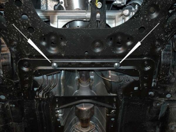 Unterfahrschutz Nissan Tiida, Typ C11, Motor 1.6 ab Baujahr 09.2007 - 12.2011