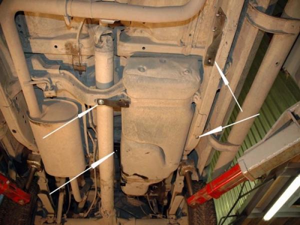 Unterfahrschutz Nissan Navara, Typ D40/D401, Motor alle ab Baujahr 07.2005 -