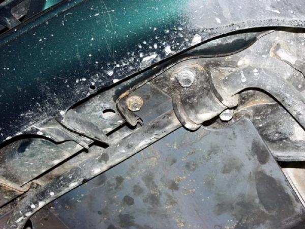 Unterfahrschutz Suzuki Ignis, Typ FH, Motor 1.3 ab Baujahr 10.2000 - 09.2003