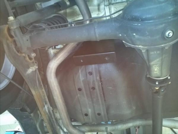 Unterfahrschutz Suzuki Jimny, Typ FJ, Motor 1.3 ab Baujahr 2003 -