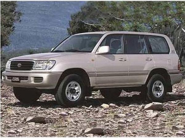 Unterfahrschutz Toyota Land Cruiser 100 Einzelradaufhängung, Typ J10, Motor alle ab Baujahr 01.1998 - 08.2007