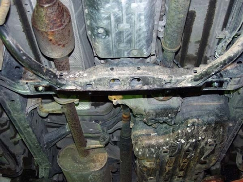 Unterfahrschutz Toyota Land Cruiser 120/Prado, Typ J12, Motor 3.0 TD ab Baujahr 09.2002 - 07.2009