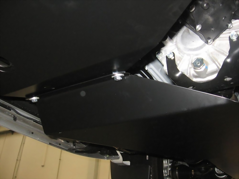 Unterfahrschutz Toyota Land Cruiser 150, Typ J15, Motor 2.8 TD, Baujahr 2017 -